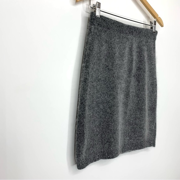 Vintage I.B. Diffusion Silk Nylon Angora Wool Blend Knit Mini Skirt Size Medium - Picture 2 of 12